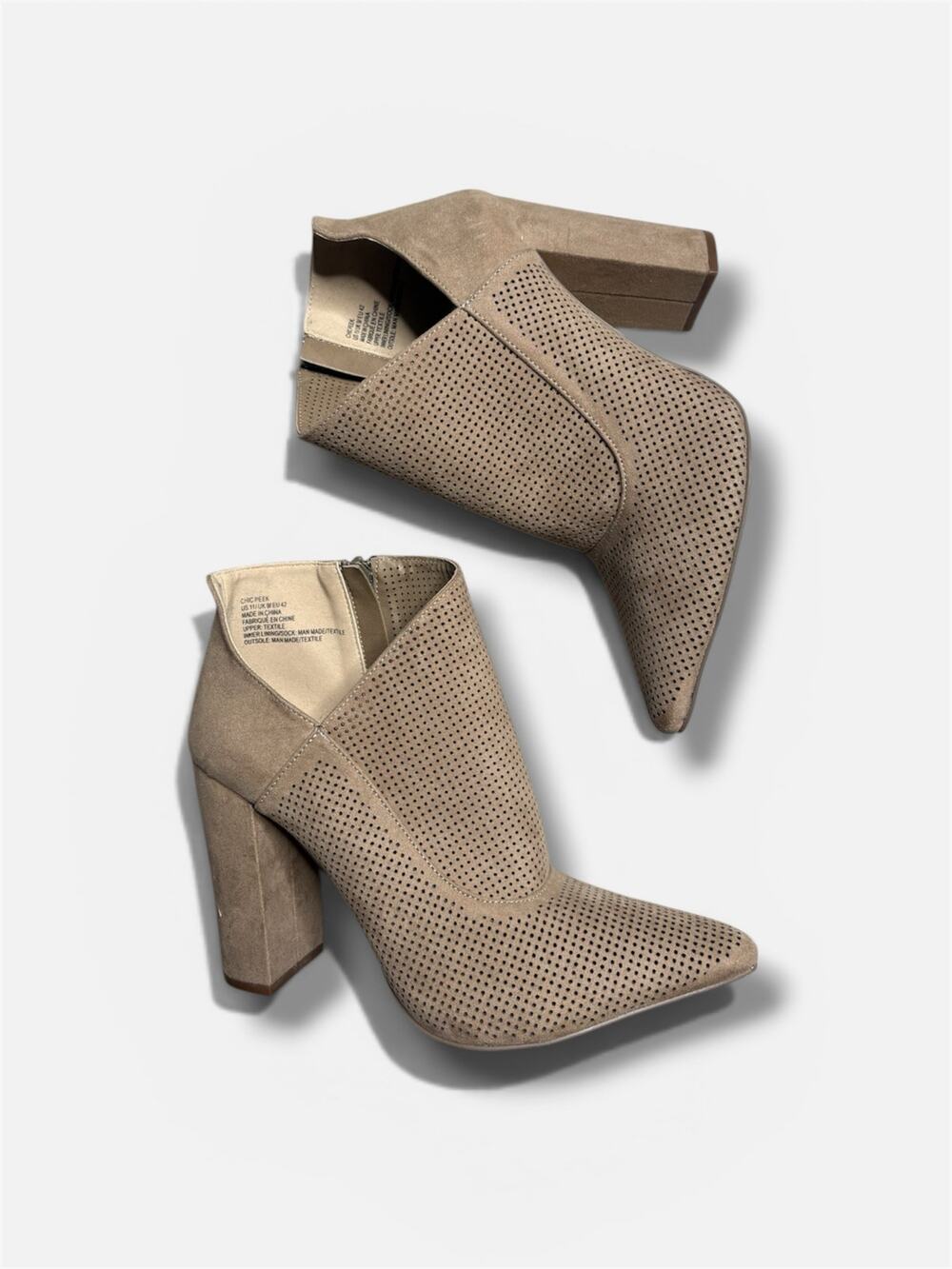 ❣️5/$25 JustFab Perforated Ankle Boots Size 11 Taupe Tan Open Side Pointed Toe